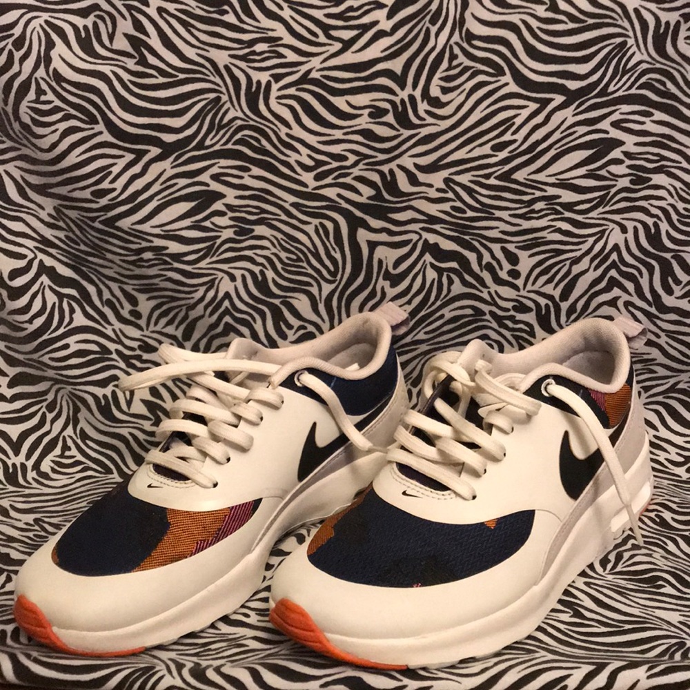 NIKE AIR MAX THEA 👟 - Picture 3 of 4